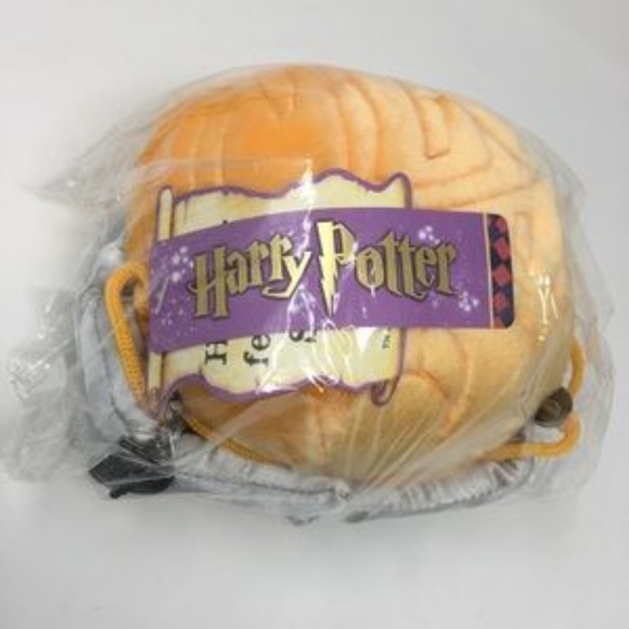 Harry Potter Golden Snitch Plush Zipper Bag Purse - Picture 5 of 8